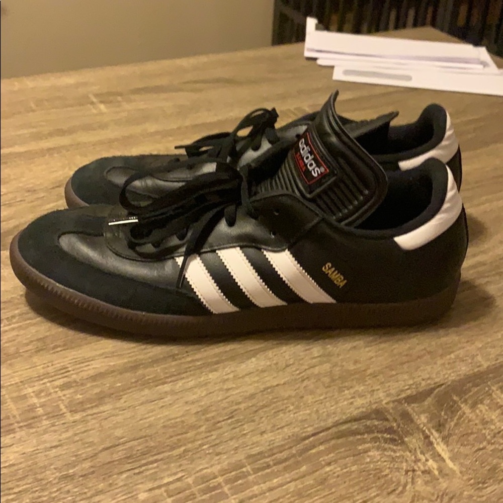 Men’s adidas samba shoes never worn